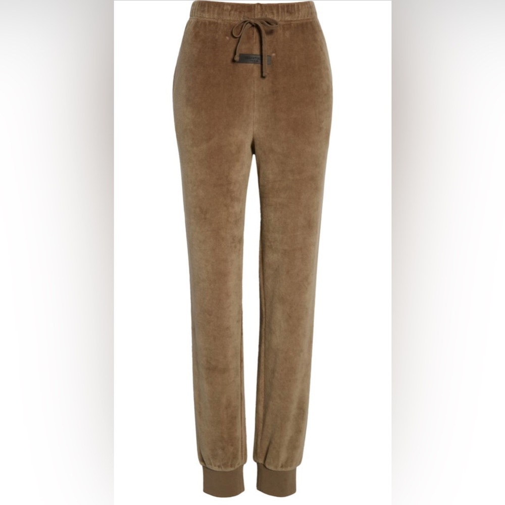 Fear of God Essentials women’s Velour sweatpants - Picture 4 of 6